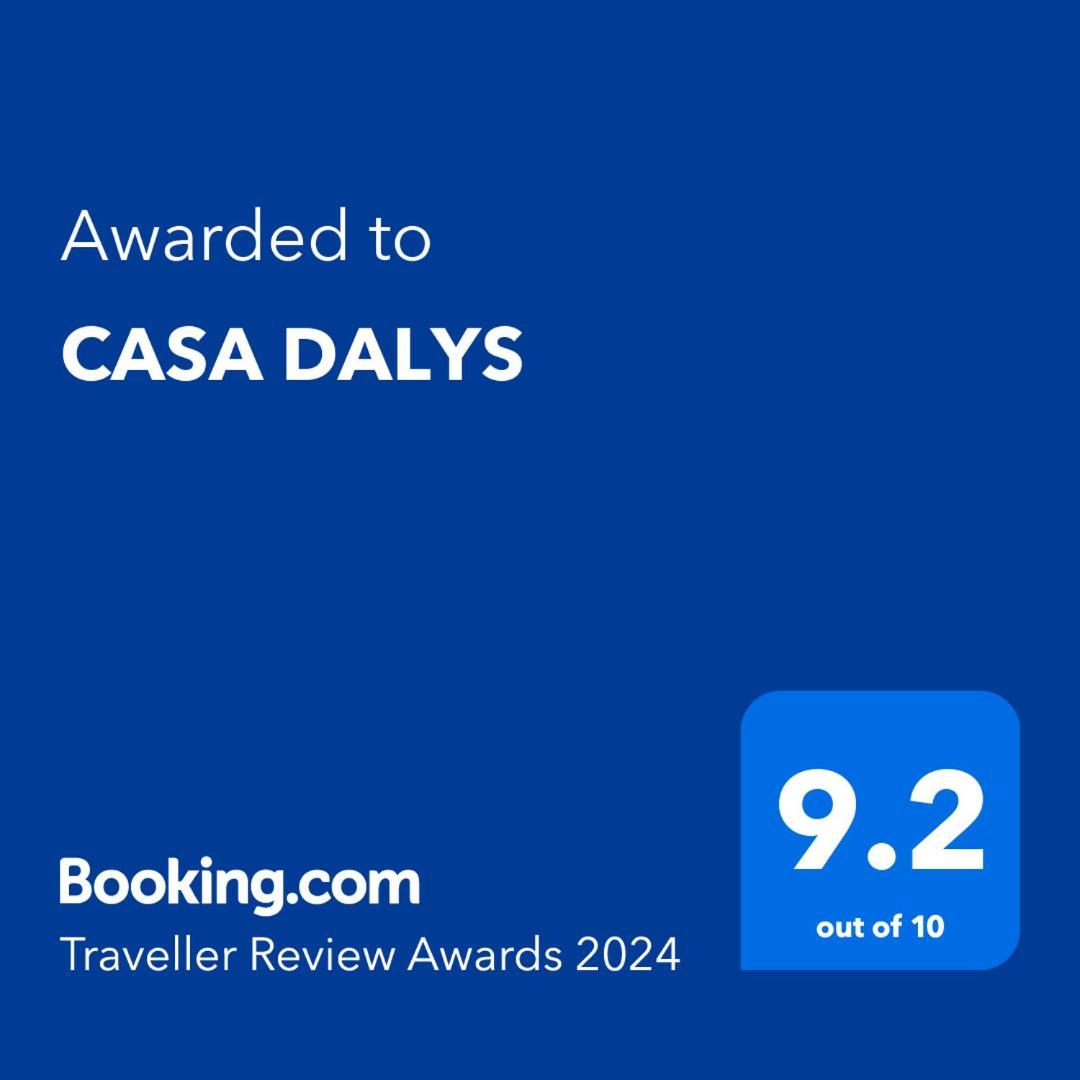 Отель Casa Dalys Оршова Экстерьер фото